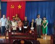Lãnh đạo Huyện ủy, UBND huyện Chư Sê thăm, tặng quà gia đình chính ...